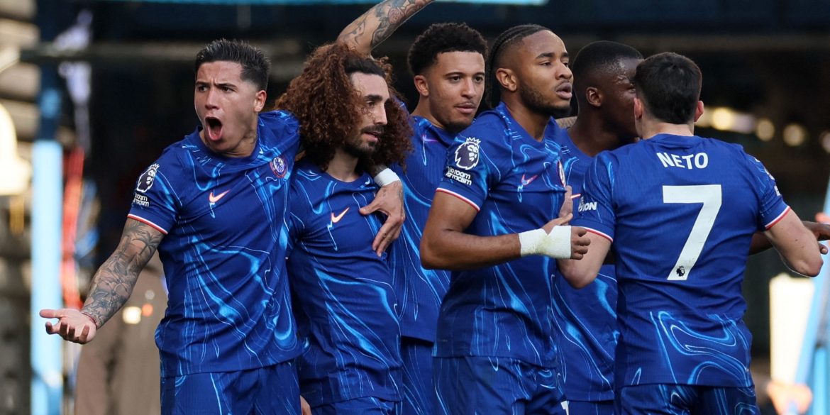 £195k-per-week Chelsea player holds talks over joining Tottenham via agents