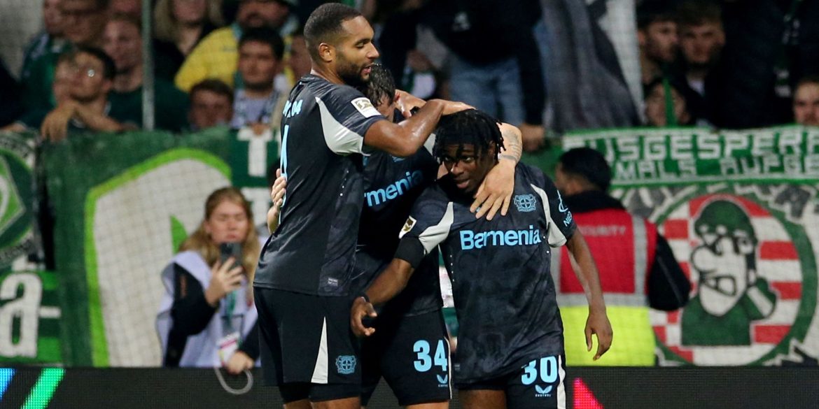 Man Utd "actively" plotting move for one of the "world's best" centre backs